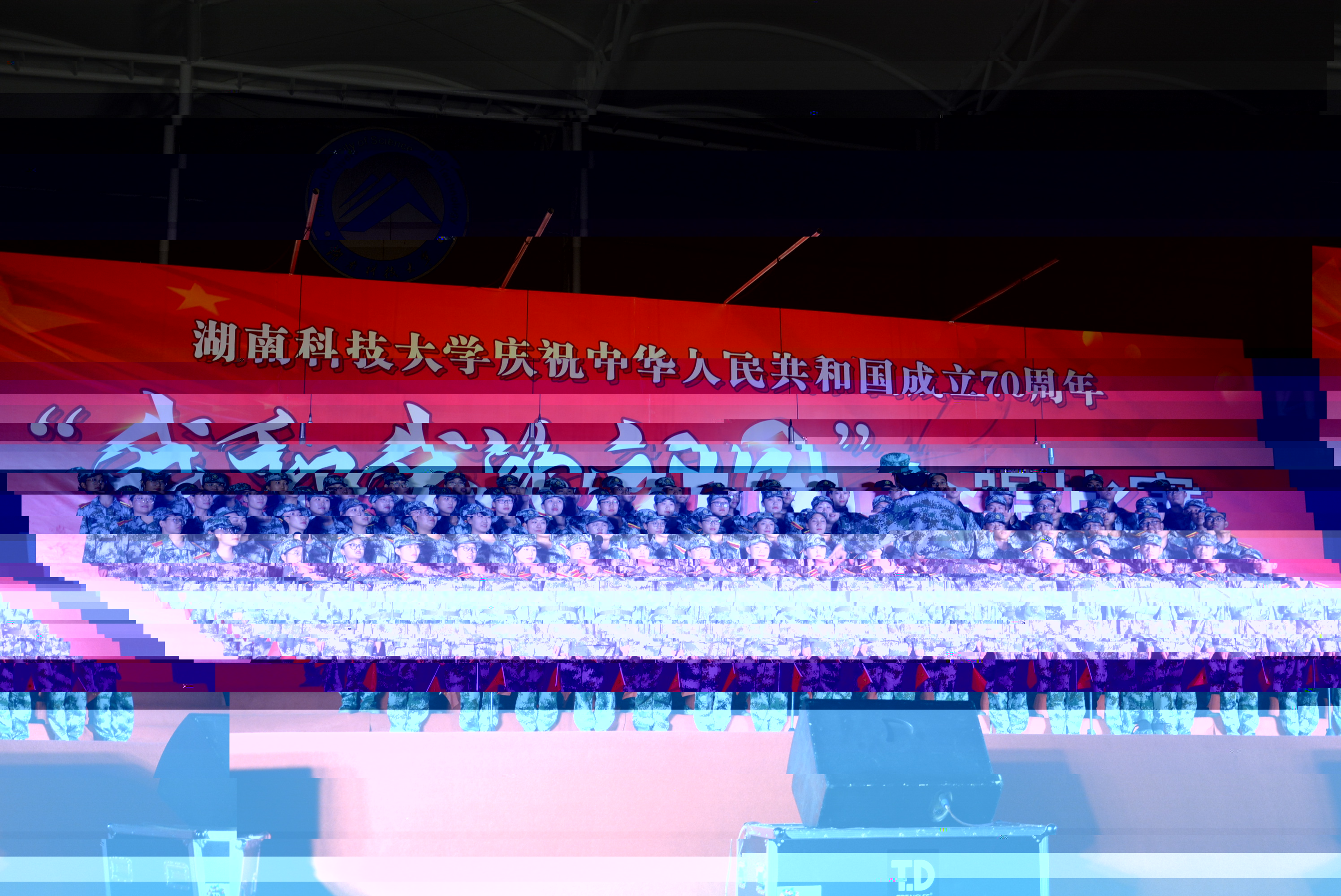 1fee2c7d0c024ae9b018f9d8d7cbd380.jpg